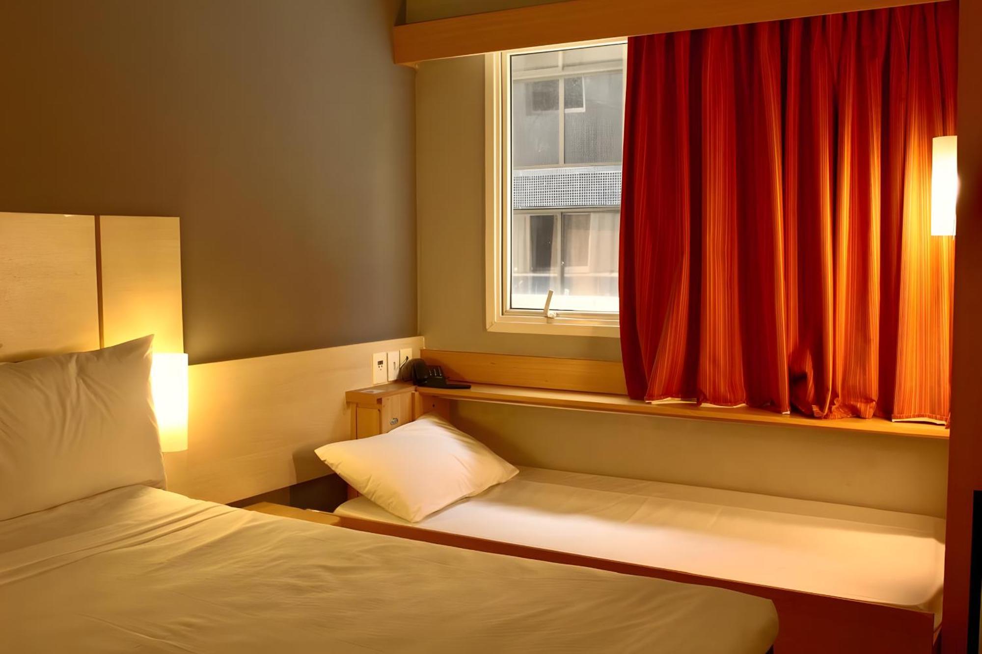 Ibis 3*